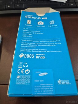 Sprzedam telefon komórkowy Samsung Galaxy J5 srebrny - 2