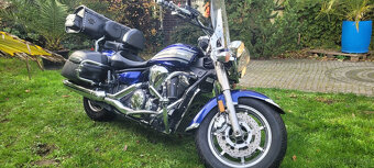 Yamaha XVS1300 Midnight Star Tourer - 2