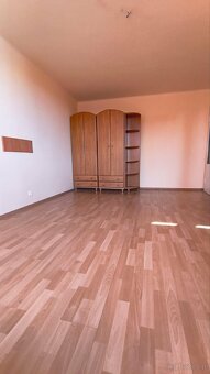 Kawalerka na sprzedaż - 2