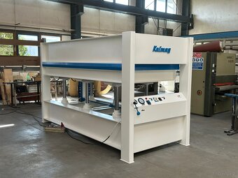 Prasa do forniru KOLMAG 3000x1300 mm - BRNO / CZ - 2