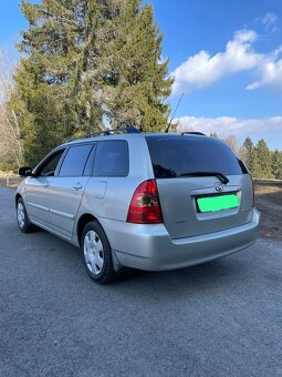 Corolla 1,4 benzyna 2005r - 2