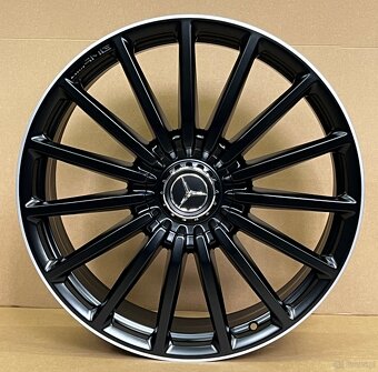 21 cali AMG Mercedes GLA 45 H247 GLB 35 X247 A2474012200 - 2