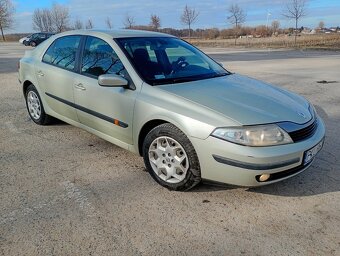 Reno laguna 2004 - 2