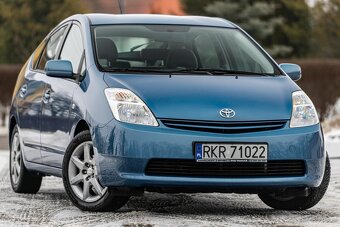 Toyota PRIUS - 2