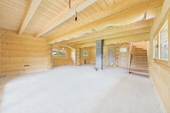 Dom z bala - widok na góry - 2