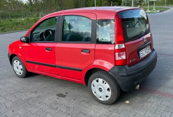 Fiat Panda 2004 z małym oryginalnym przebiegiem - 2