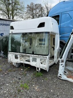 KABINA SCANIA S - 2