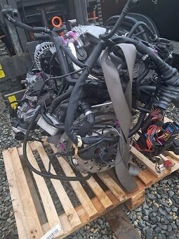 Silnik 2,0 tdi 103kw typ BRE A6 A4 top Stan - - 2