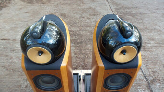 Bowers & Wilkins B&W 802 Nautilus ( Price: 3000 EUR ) - 2