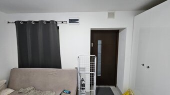 Wynajmę nowoczesne małe mieszkanie. 20 m. Kuchnia aneks kuch - 2