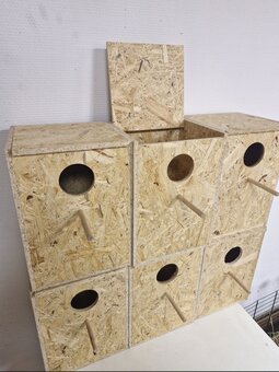 Budki lęgowe dla ptaków papug o wymiarach 30x22x20cm - 2