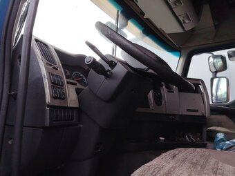 Renault Premium 410 kabina - 2
