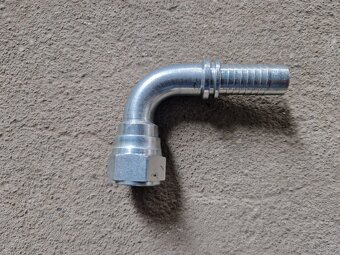 📌 Kątowe końcówki hydrauliczne (RÓŻNE ROZMIARY) - 2