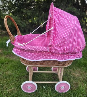 Wózek wiklinowy dla lalek - 2