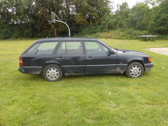 124-200benz-kombi - 2