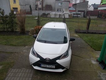 TOYOTA  AYGO 2  MIEJSKIE  SUPEROSZCZĘDNE AUTKO - 2