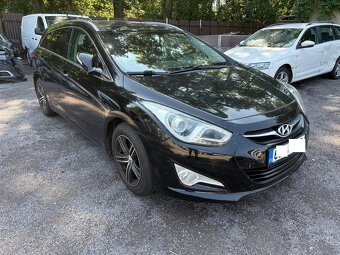 Hyundai I40 1.7 CRDi 100kw, r.2012, klima, automat - 2