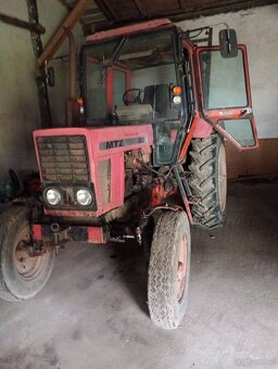 Ciągnik rolniczy MTZ 550 - 2