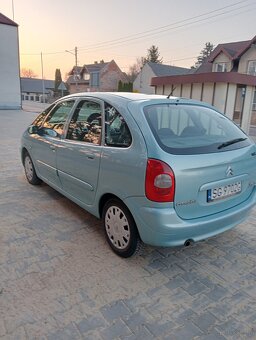 Samochód osobowy - 2