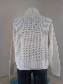 Sweter z golfem oversize - 2