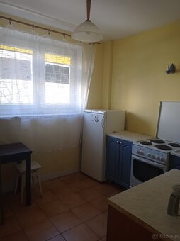 Wynajmę pokój z kuchnią 38 m2 na Bródnie - 2