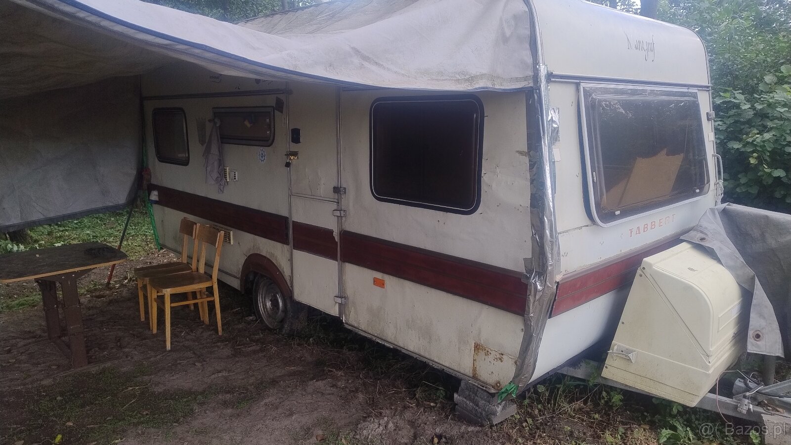 Przyczepa kempingowa z przedsiąonkiem - 3