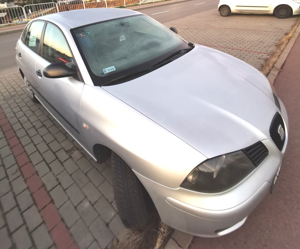 Sprzedam tanio Seata Ibizę - 3