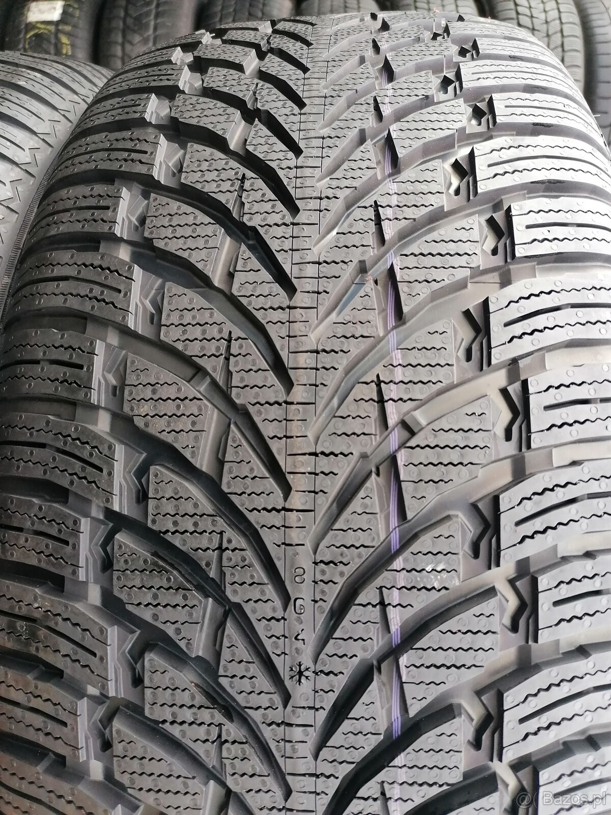 Opony zimowe =NOKIAN= 265/45 R21 = 2 sztuki = NOWE - 3