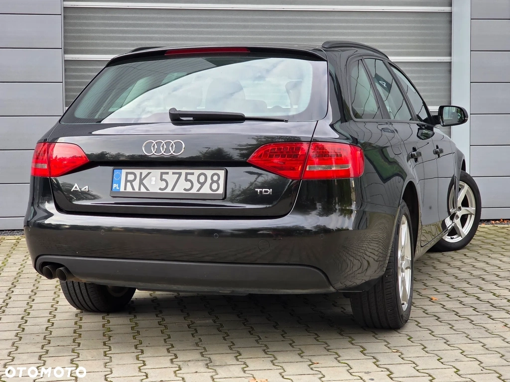 AUDI A4 B8 Avant 2,0 TDI - 3