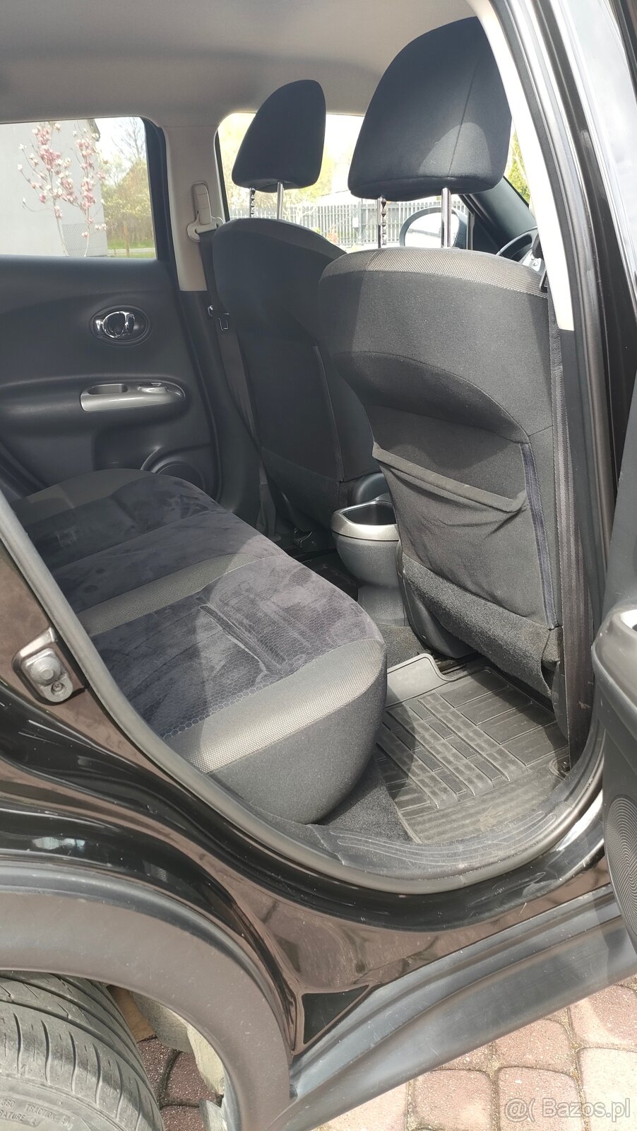 Sprzedam Nissana Juke 1,6 ,117KM rok 2013 - 3