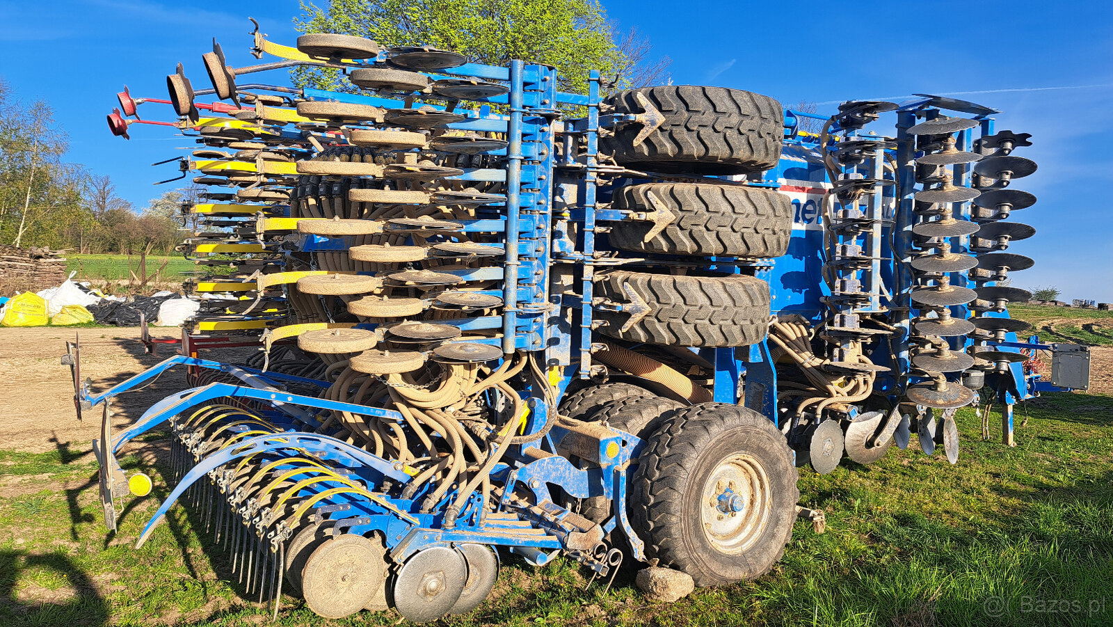 Ciągnik 270 KM z RTK i siewnikiem 6 m GRATIS +SectionControl - 3