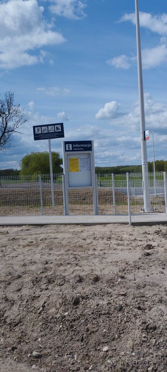 2 działki razem 3600m oraz dom mieszkalny +budynek gospodarc - 3