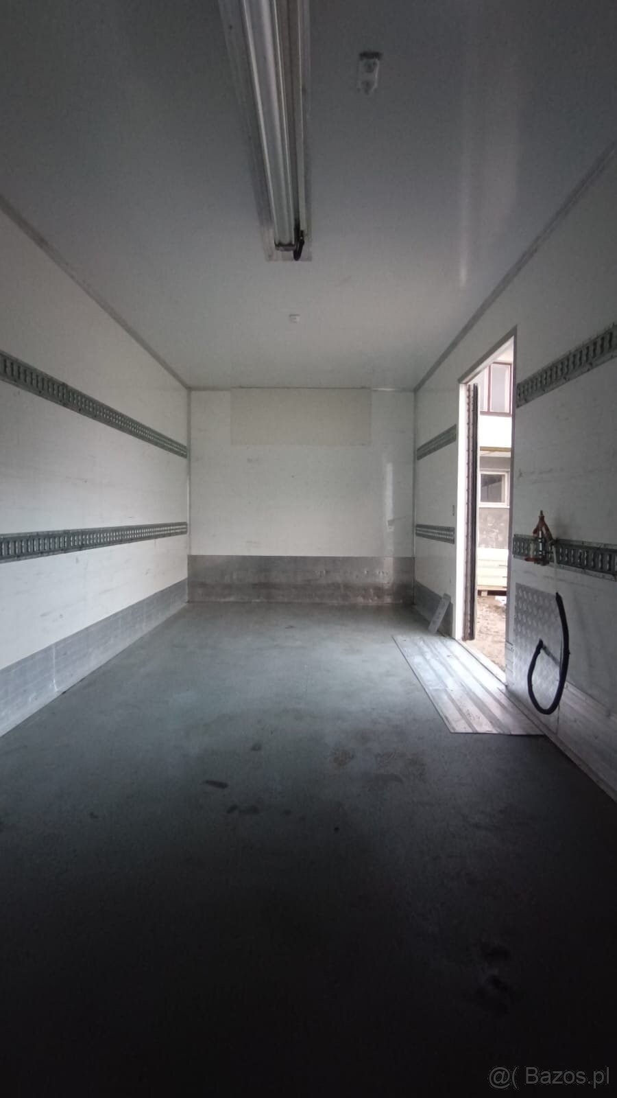 Kontener Magazynowy / Kontener Izoterma / Magazyn / K187 - 3