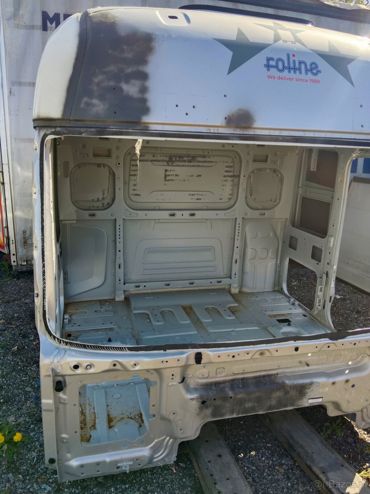 Kabina Renault T Range Gama Płaska Podłoga - 3