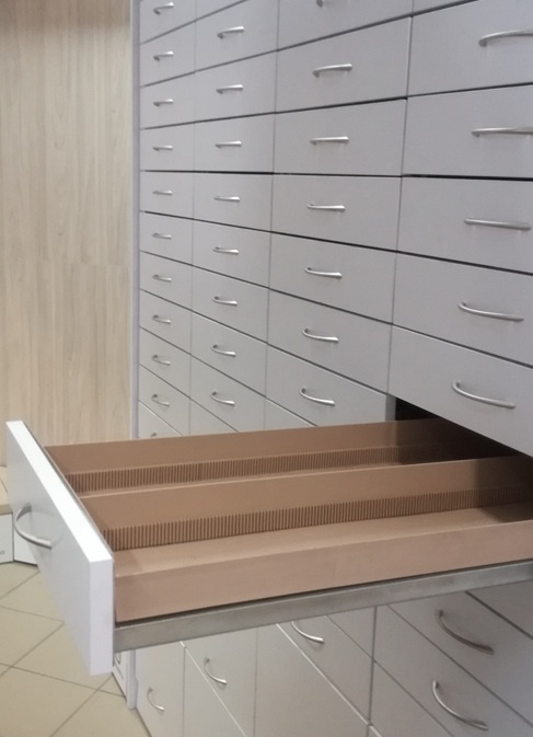 Meble apteczne-maga szuflady głębokiego skladowania sprzedam - 3