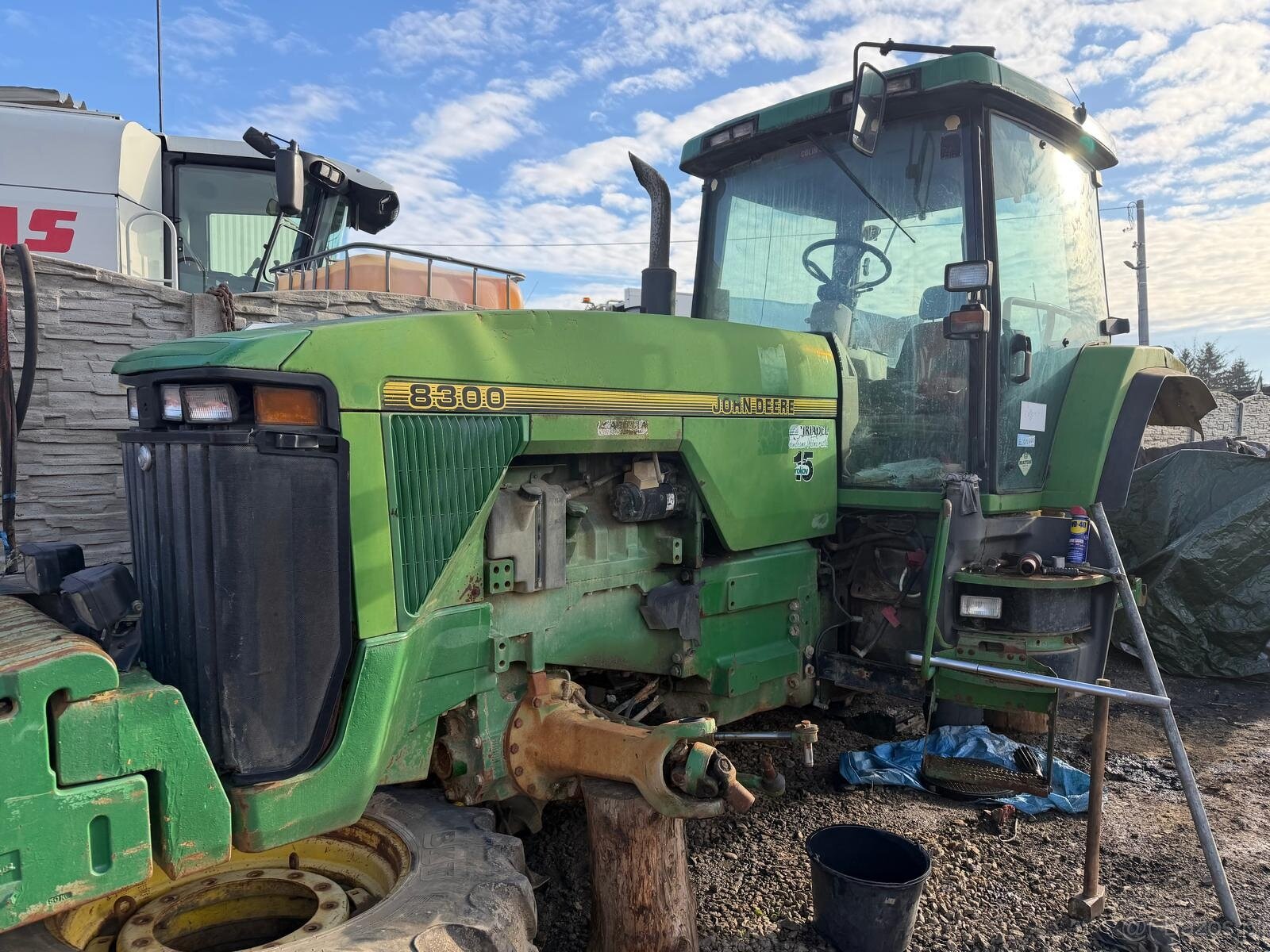 John Deere 8300 , 8400 , 8200 , 8100 , 8210 , 8310 8410 - 3