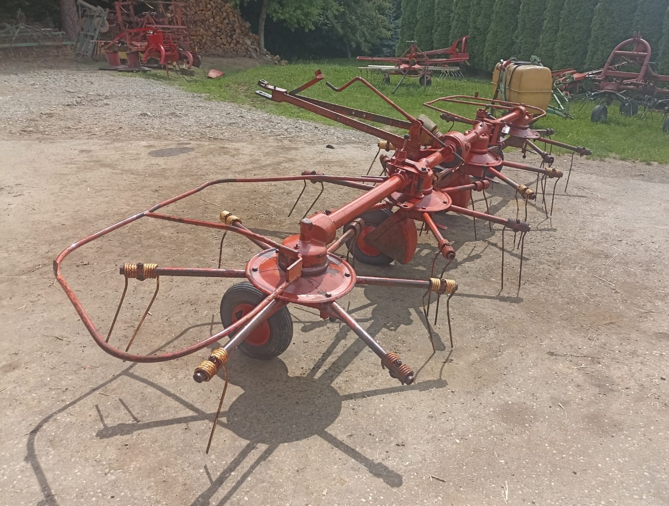 Przewracarka przetrząsacz karuzelowy Niemeyer HR 462 D - 3