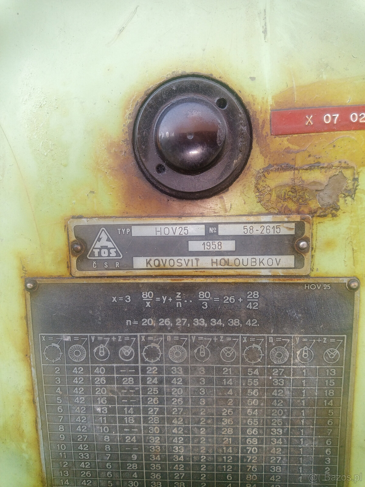 Dlutownica pionowa typu TOS HOV25 - 3