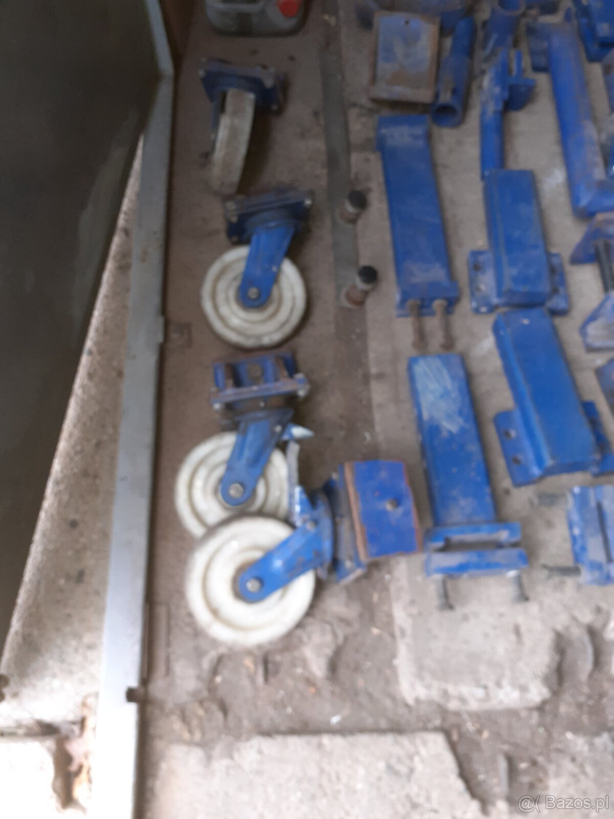 Sprzedam stół do prostowania samochodów. - 3