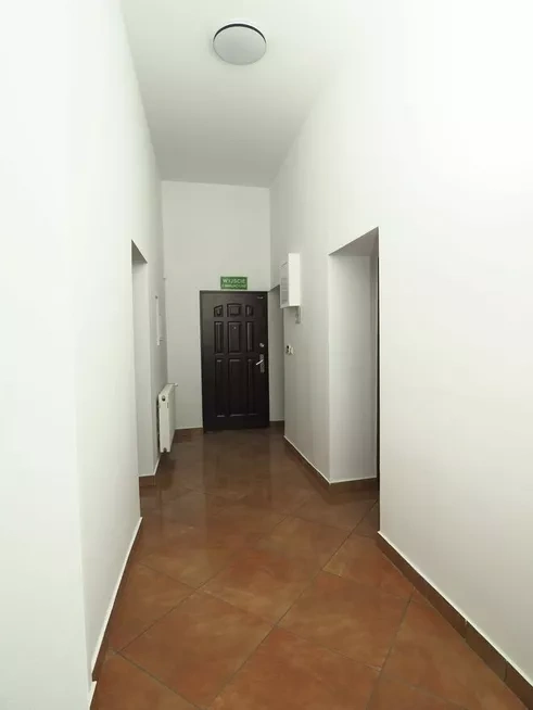 Lokal 3 gabinety w Bytomiu do wynajęcia - 3