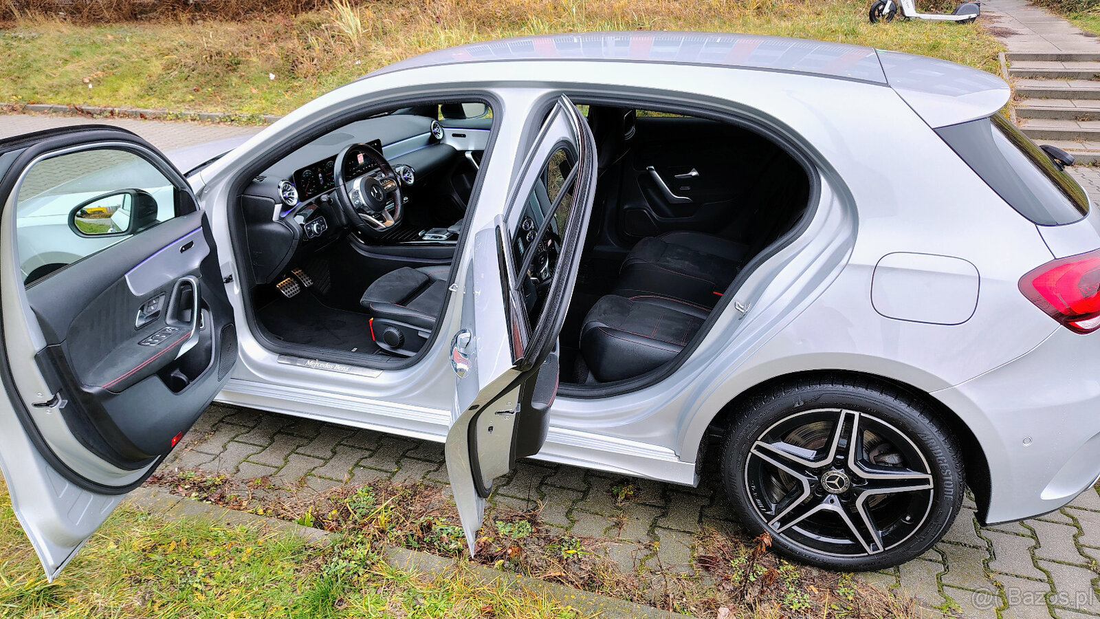 Mercedes-Benz Klasa A 250e LiniaAMG+Salon PL-1Wł+Serwisowany - 3