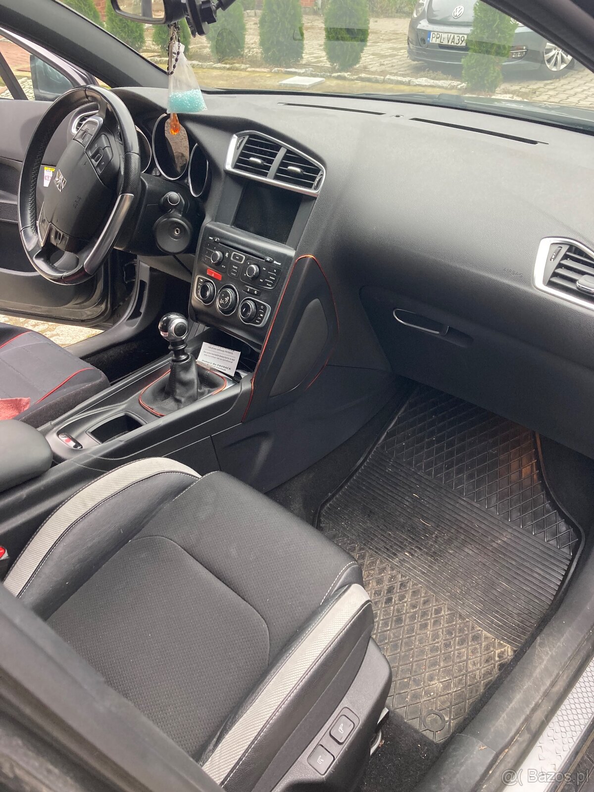 Sprzedam DS4/2014/przebieg 108tkm/stan bdb - 3