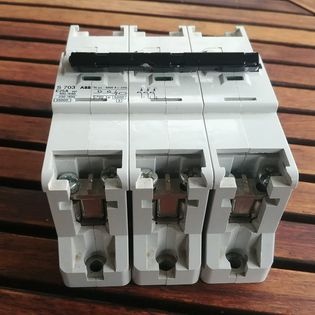 Zabezpieczenie selektywne o charakterystyce E - 3