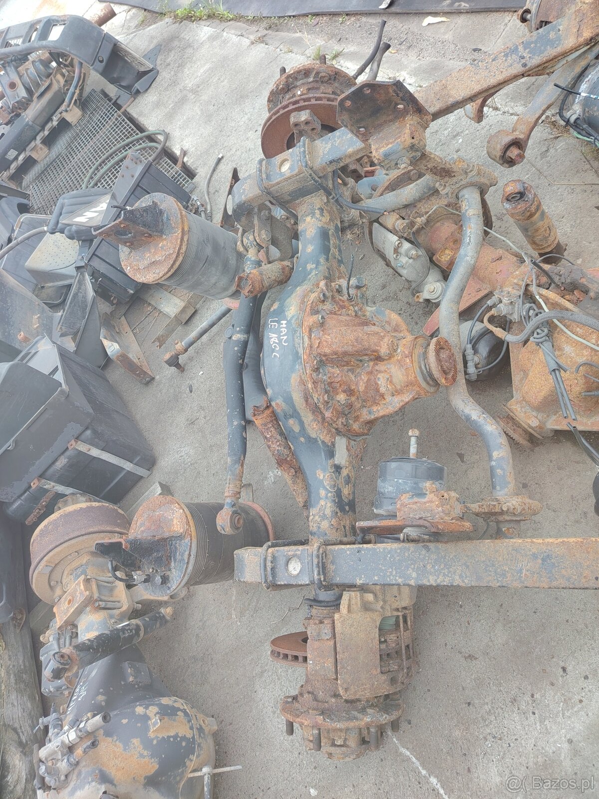 Man LE 180 C tylny most - 3