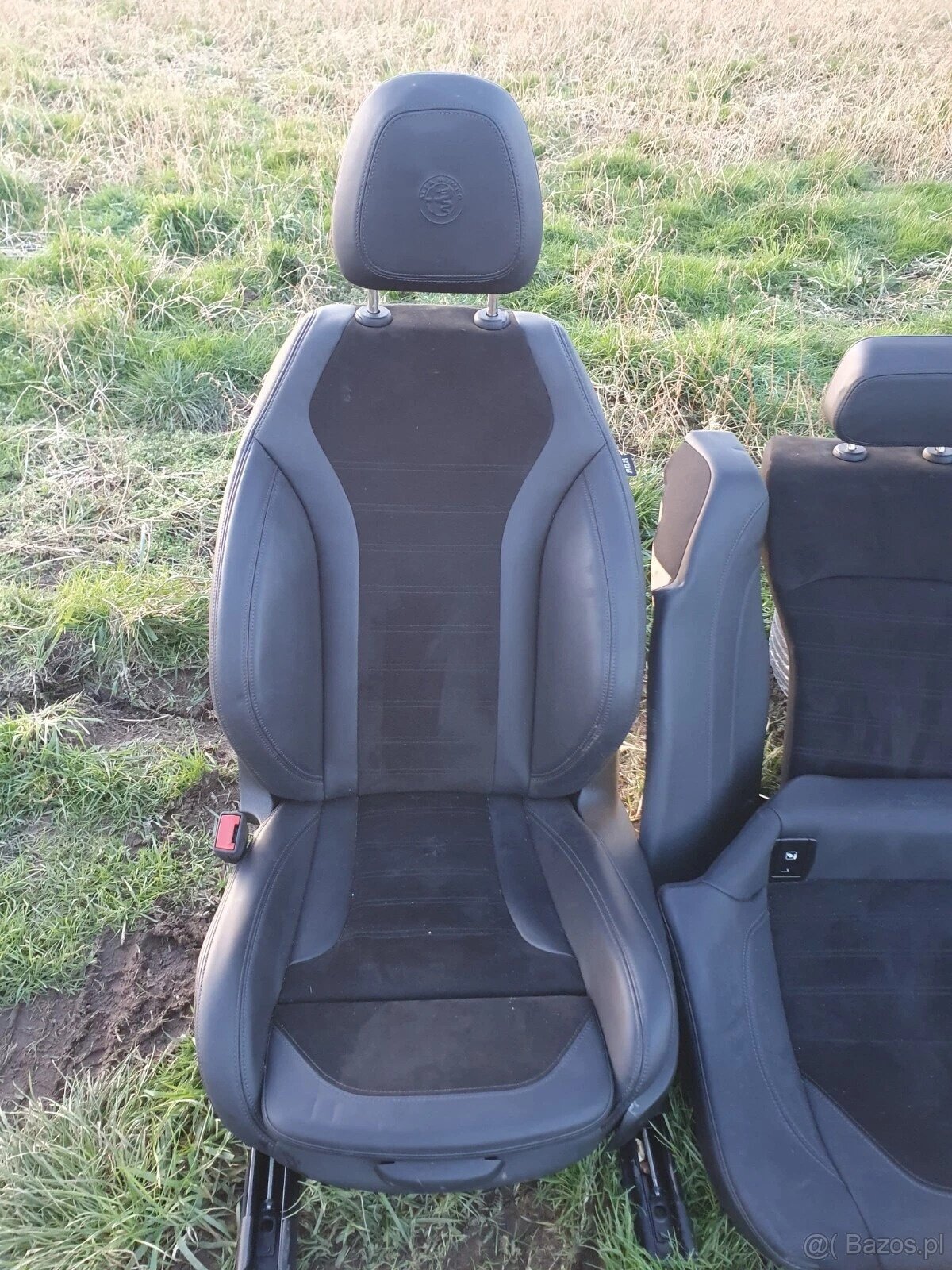 Fotele przednie Alfa Romeo Alcantara z napędem elektrycznym - 3