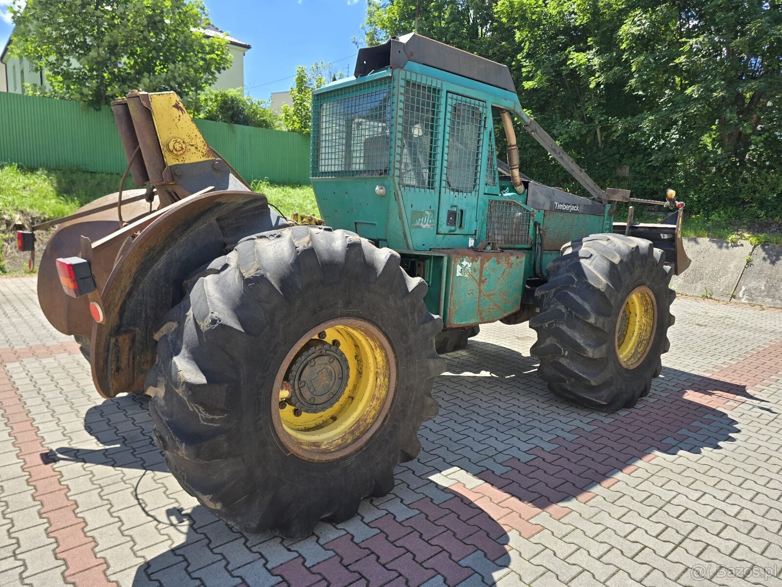 TIMBERJACK 240B - 3