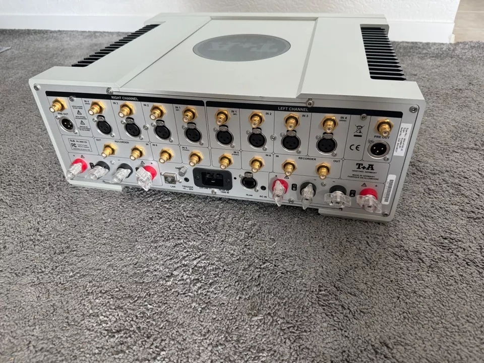 T + A PA 3000 HV ( Price : 2500 EUR ) - 3