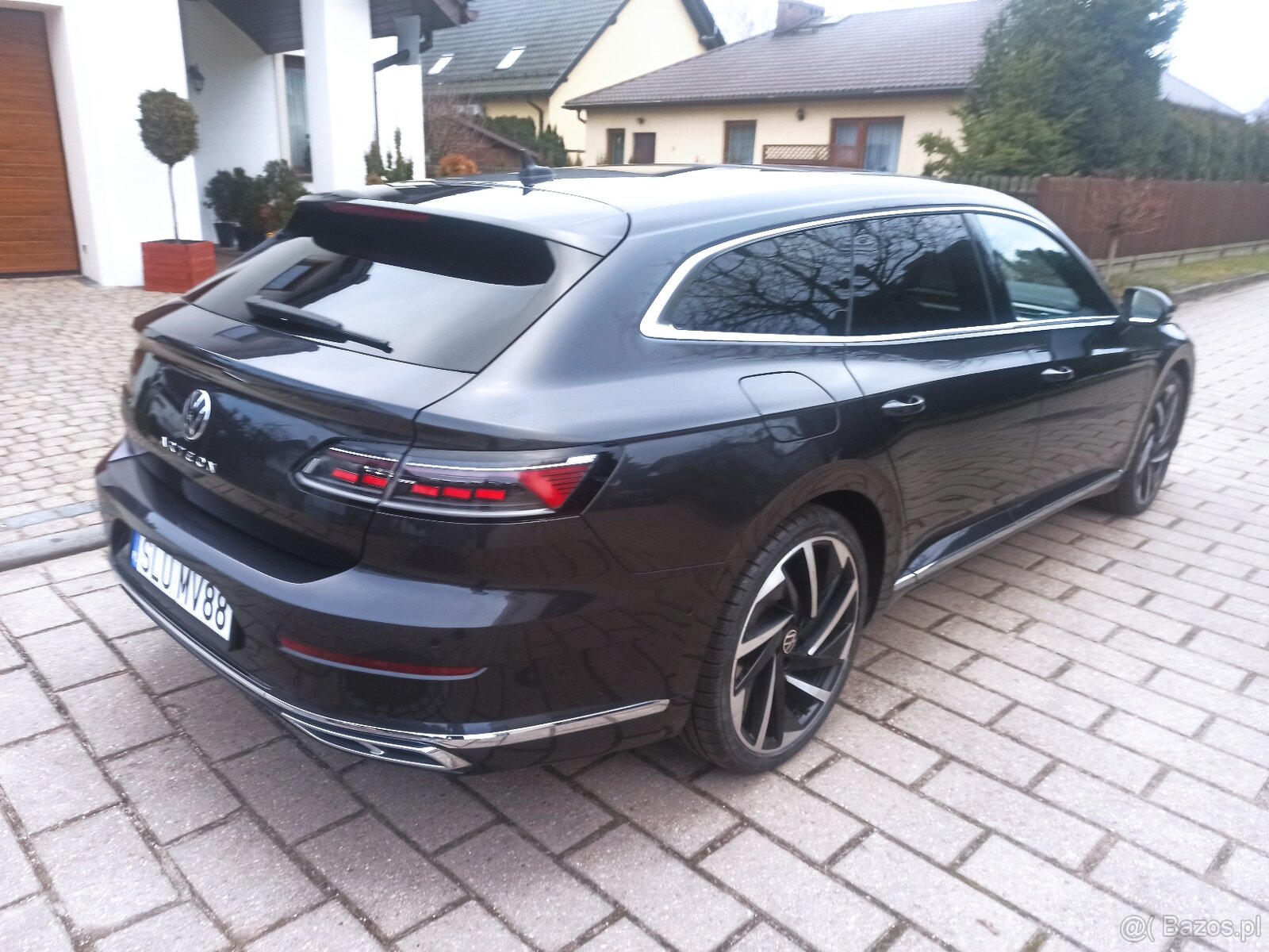 VW Arteon Shooting Brake 2022 2.0 benzyna 190 - 3