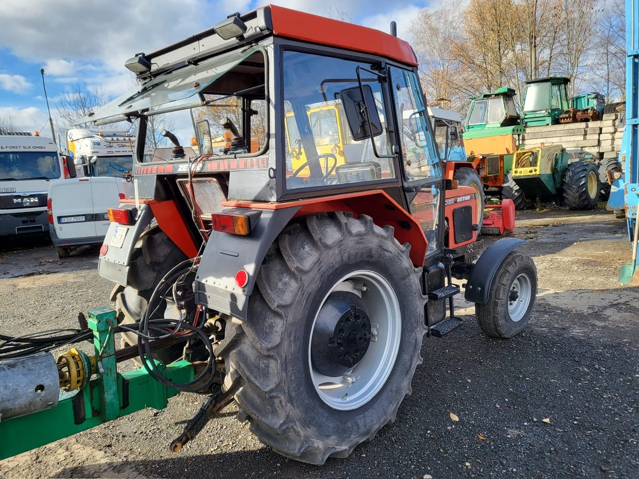 Ciągnik rolniczy Zetor 7320 - 3