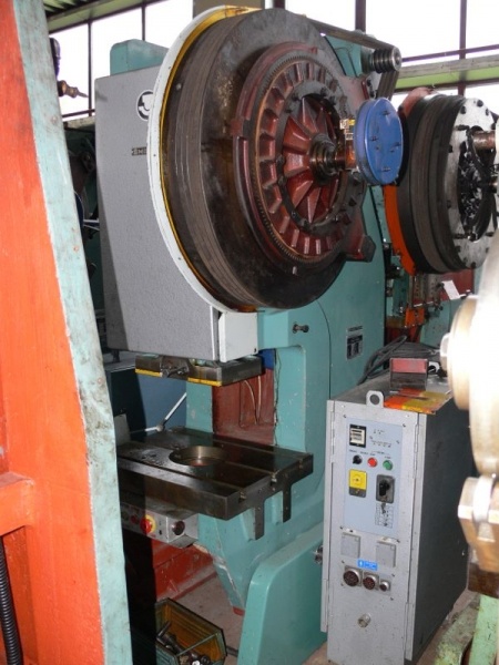 Prasa mimośrodowa LENA 40 C - 3